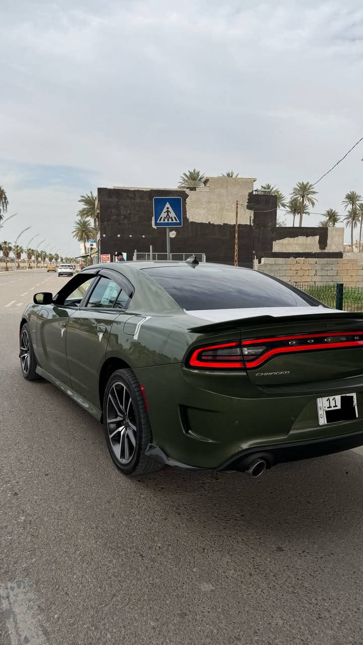 السلام عليكم
للبيع دوج جارجر 2023 RT النداء الاخير سوبر تراك باك وارد امريكي ماشية 7 الاف رقم بغداد الدولي الجديد باسمي تحويل ثاني يوم محرك 5700 هيمي 8 سلندر 
مواصفاتها :
بصمة
شاشة كبيرة
كاميرا خلفية
تشغيل عن بعد
تحكمات ستيرن
كشنات حضن
وباقي مواصفات الجارجر معروفة

السيارة بيها 3 قطع صبغ و قطعتين كلير مال امريكا

مكان السيارة / ديالى - بعقوبة
للاستفسار / ***********
