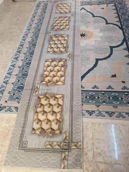 فرشه للبيع طوله 330 العرض 230 مده 4متر عدد 2 جديد للبيع السعر الكلي 35 قفل ***********
