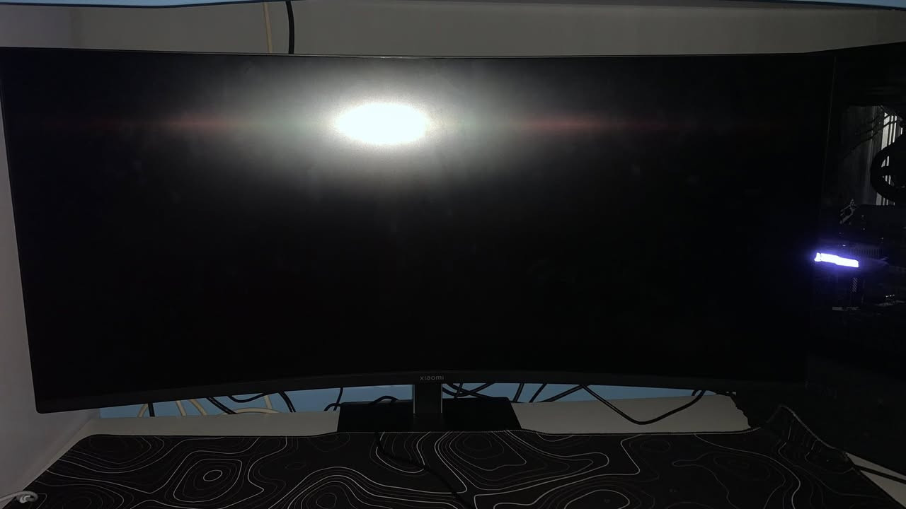 شاشة مستعمله للبيع كلش نظيفه ما بيهه شخط واحد ملحقاتهه كامله ويا الكارتون بس ما عدا الفلين 
جودتها كلش عاليه ودقتها جداً جداً واظحه
Monitor Mi G34WQi
مميزاتها
180hz
3440x1440
Va
34 inch مقوسه
انحناء الشاشه 1500R
تاخيرها 1ms
حوافها كلش كلش نحيفه

سعرها 340 الف مكاني كركوك واكو توصيل
رقم التواصل ***********
