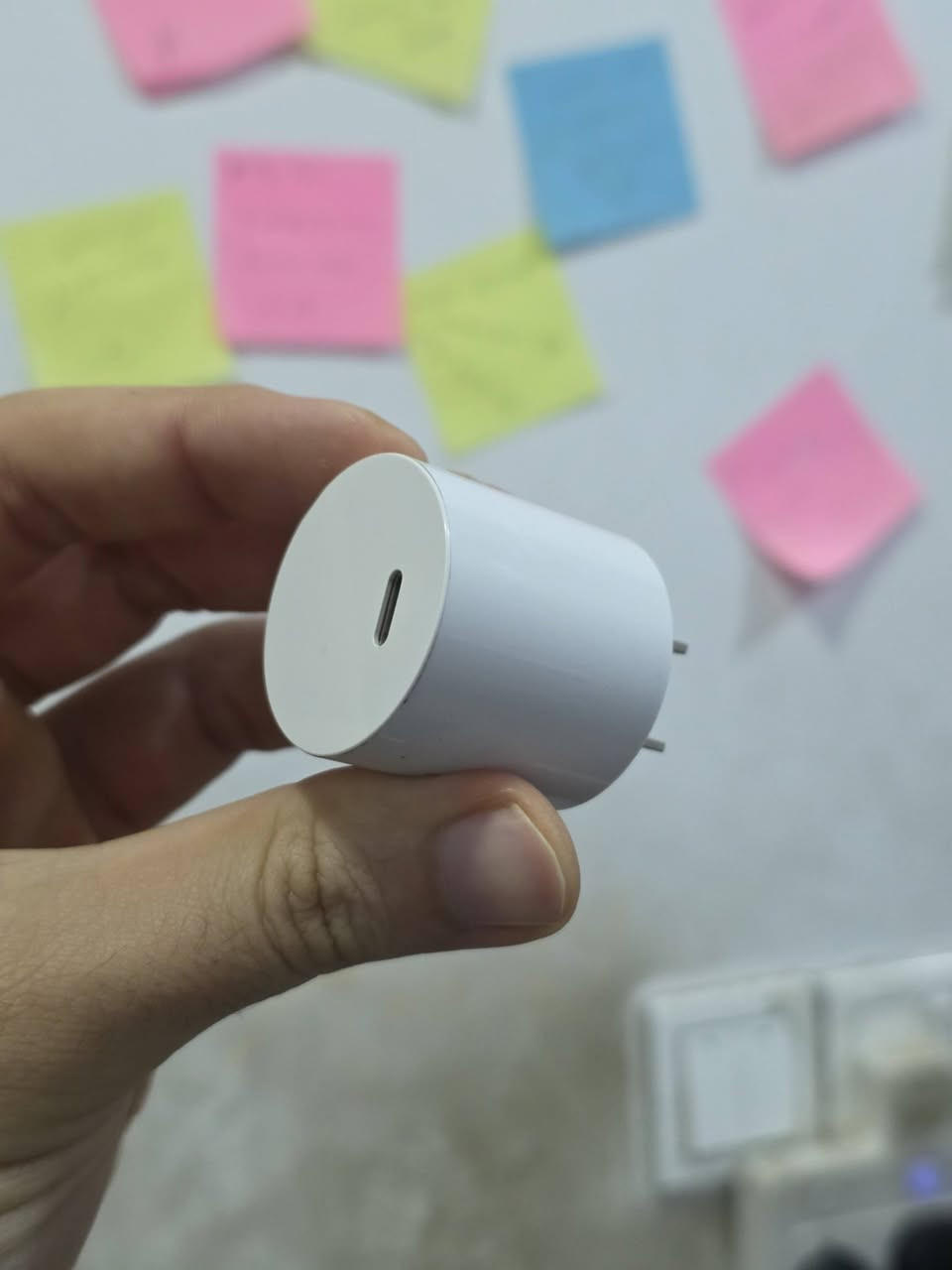 السلام عليكم 
meta quest 3s 128gb 
غراضها كامله ماعدى كيبل الشاحنه 
رايدها ب 300


**إذا كنت صاحب هذا الإعلان وتريد حذفه لأي سبب، رجاءا أرسل رسالة إلى الدعم الفني**