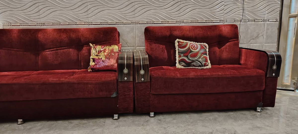 للبيع تخم 12 نفر ومخزن داخلي ويرهم جرابي شغل درجه اولئ السعر 200 /هاتف ***********
