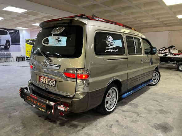 سلام عليكم ستاريكس موديل 2006 محرك بنزين بيلادي محرك كير اكسل جديده تبريد امامي خلفي شغال تتفيه شغال بيه خطو بحس بسمي. اربع شواصيه جديده كاعيو دوشمات جديده سعر. 98 بيه مجال قليل مكان كلار رقم موبايل *********** رقم كورك ***********
