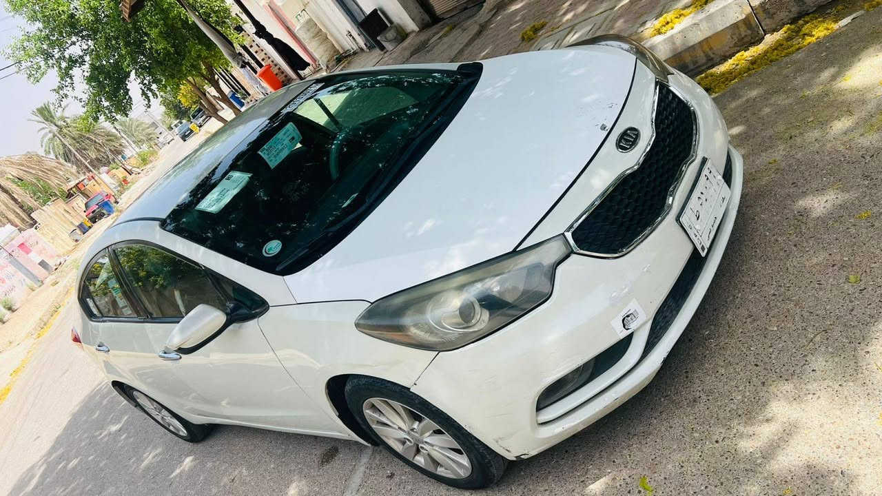 فورتي موديل 2015 مكينه وكير مكفلات رقم بغداد تحول مباشر ورد أمريكي حادث جاملغ وبنيد حجم المحرك 1800ملاحضه السياره جاهزه من كلشي مكان السياره واسط سعر 86 مجال بسيط

***********
