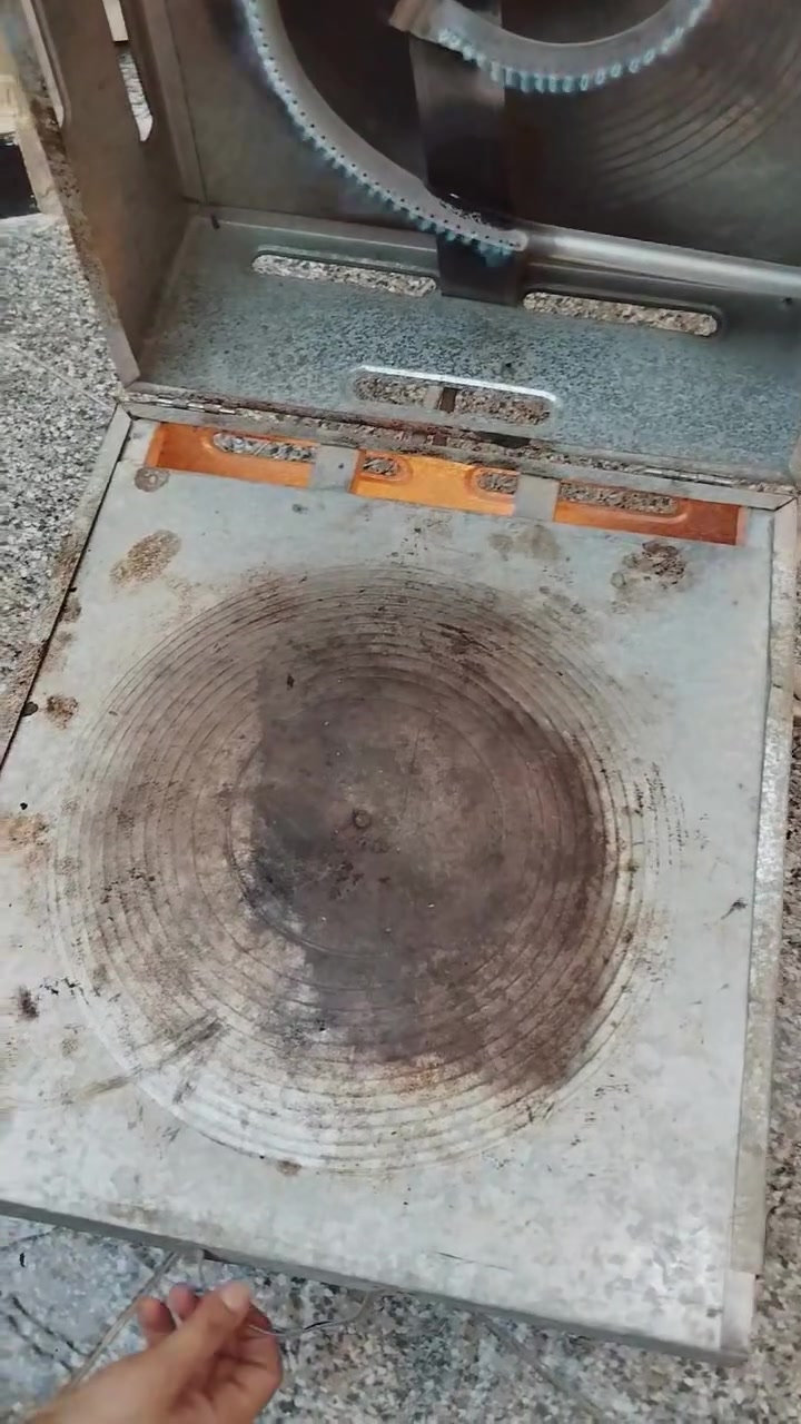 تنور غازي للبيع 
يخبل وسريع يصير بي شوي أيضا سمك دجاج 
سعره 35. شراي خاص.


**إذا كنت صاحب هذا الإعلان وتريد حذفه لأي سبب، رجاءا أرسل رسالة إلى الدعم الفني**