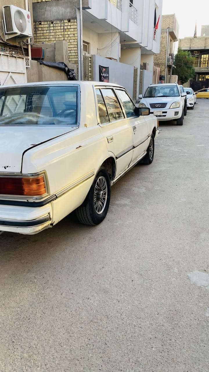 سوبر  1982 بسمي ثاني يوم تحولي الرقم انكليزي الجديد
مكينه بطة جديده 2500 كير عـادي  تايرات جدد ويل كاب كما موضح بل صوره 
صدر امامي خلفي جديد بل كارتونة 
 شواصي نضافة فول لا معمر ولا اي شيء 
معمره مره وحده وصبغ جماليه فقط 
ابطاين السيارة موجودات فقط يرادهن تعمير وتغليف فقط موضح بل صوره 
سعر راسلني واتساب لو فيس متواجد
رقم الهاتف *********** 
العنوان بغداد الطالبه
