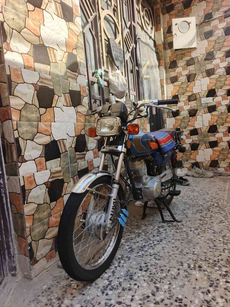 السلام عليكم دراجه 4كير للبيع او مراوس الدراجه كافله كفاله من عده الدشبول اوراق سكنر دراجه تاخذه ربع متصرف اخت الجديده مكينه بل جيس وغراضه البلاد موجوده طك لايلون الاسعر 650وبيه مجال للطيبين رقم وتساب شريحه لل اسفتفسار رقمي ***********
