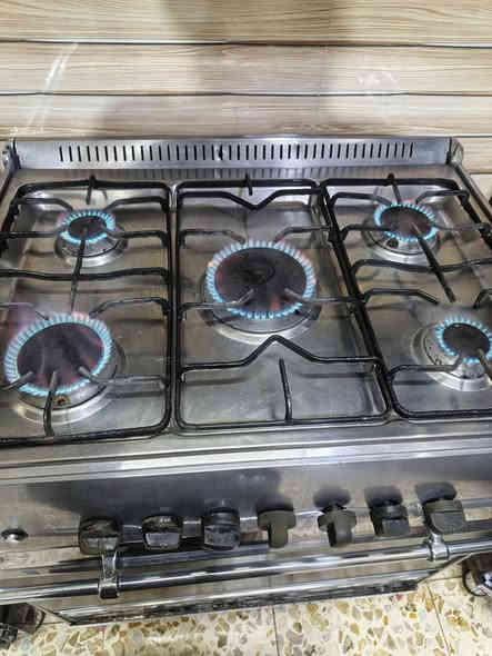 كاونتر +ملحق+سنك كامل نفس الشكل والون للبيع بسعر مناسب والطباخ مستعمل بسعر مناسب الاتصال على الرقم ***********او مراسلة الصفحه
