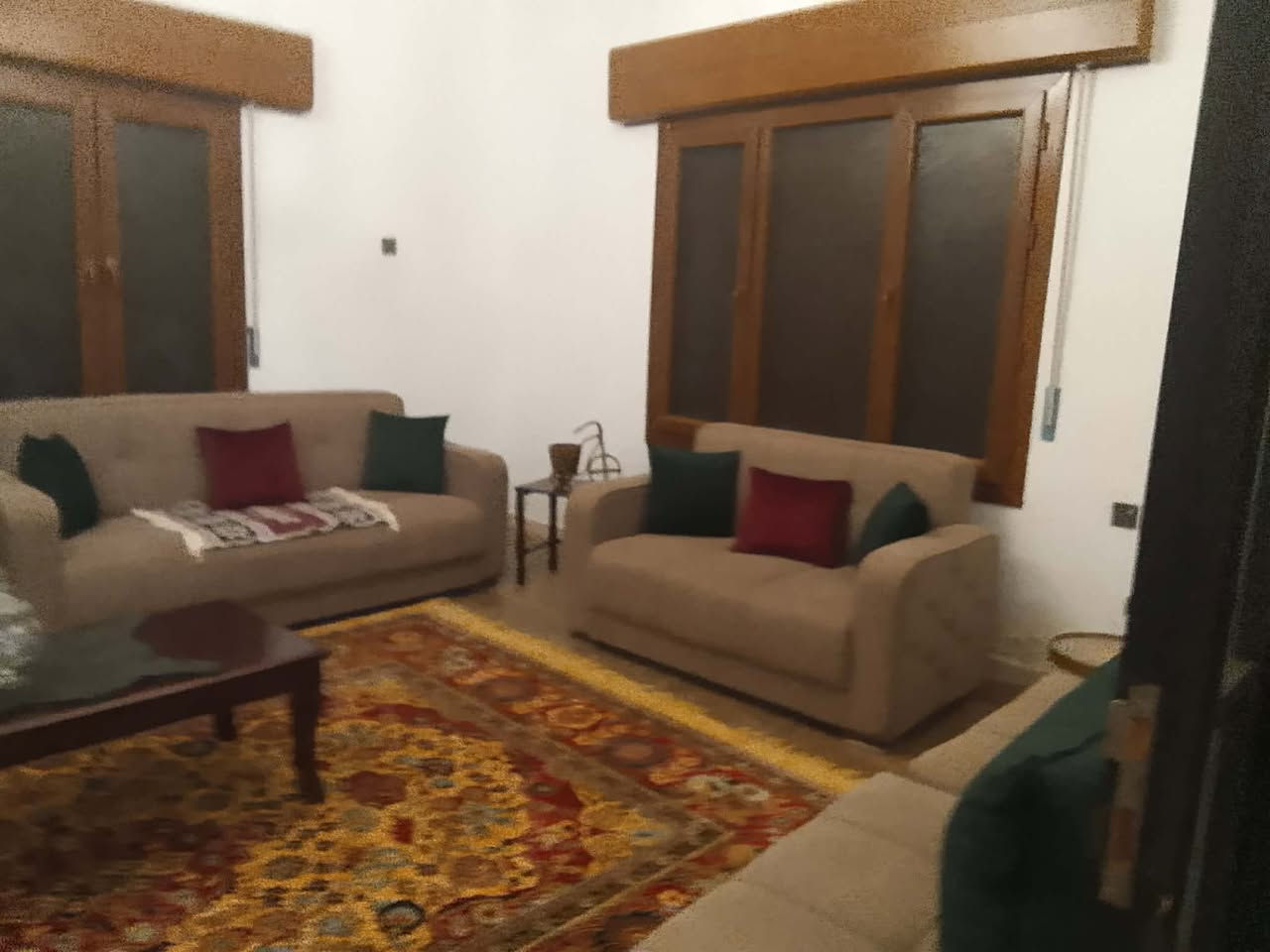 🔥🏡 فرصة مميزة للبيع – فيلا أرضية 🏡🔥

📍 الموقع: سبعة أكتوبر – خلف عمارات اسهيل الجديدة.

✨ مواصفات الفيلا:
✅ 5 غرف واسعة
✅ صالتان
✅ 4 حمامات
✅ مربوعة رجال
✅ جلسة نسائية
✅ مطبخ داخلي
✅ مطبخ خارجي
✅ حمام خارجي

📐 مساحة الفيلا: 600 متر²

🌟 بالإضافة إلى قطعة أرض أمام المنزل بمساحة 13 × 20 متر 🌟

✔️ موقع ممتاز
✔️ مساحة كبيرة
✔️ مناسبة للسكن العائلي أو الاستثمار

🚨 فرصة لا تعوض للمشتري الجاد 🚨

📞 للاستفسار والمعاينة التواصل على الهاتف)

🔺 السعر قابل للنقاش للجادين فقط
🔺 الأولوية لصاحب النصيب
🔺 المعاينة خير دليل


**إذا كنت صاحب هذا الإعلان وتريد حذفه لأي سبب، رجاءا أرسل رسالة إلى الدعم الفني**