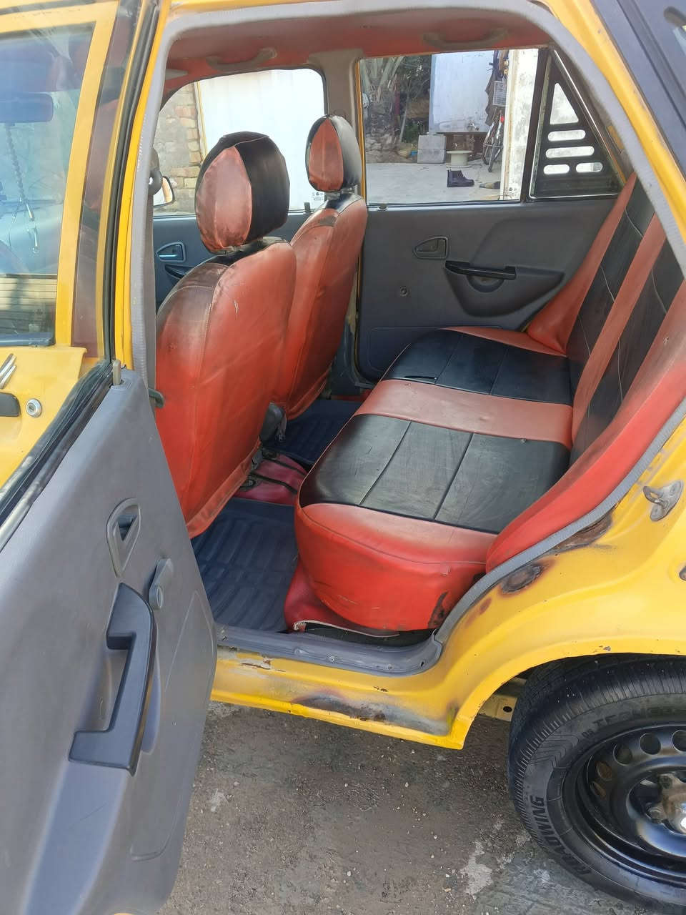 سايبا 2011
رقم بغداد انكليزي 
هيئه وغرامات مصفره
دواخل حلوه 
مكينه كير خير من الله 
بيها نواقص بسيطه
ترتيب كهربائيات دشبول 
ونقصها عينه وقرص 
كشر كدامك 
سعر 21 وبيها مجال بسيط 
مكاني ديالى بعقوبة 
***********
