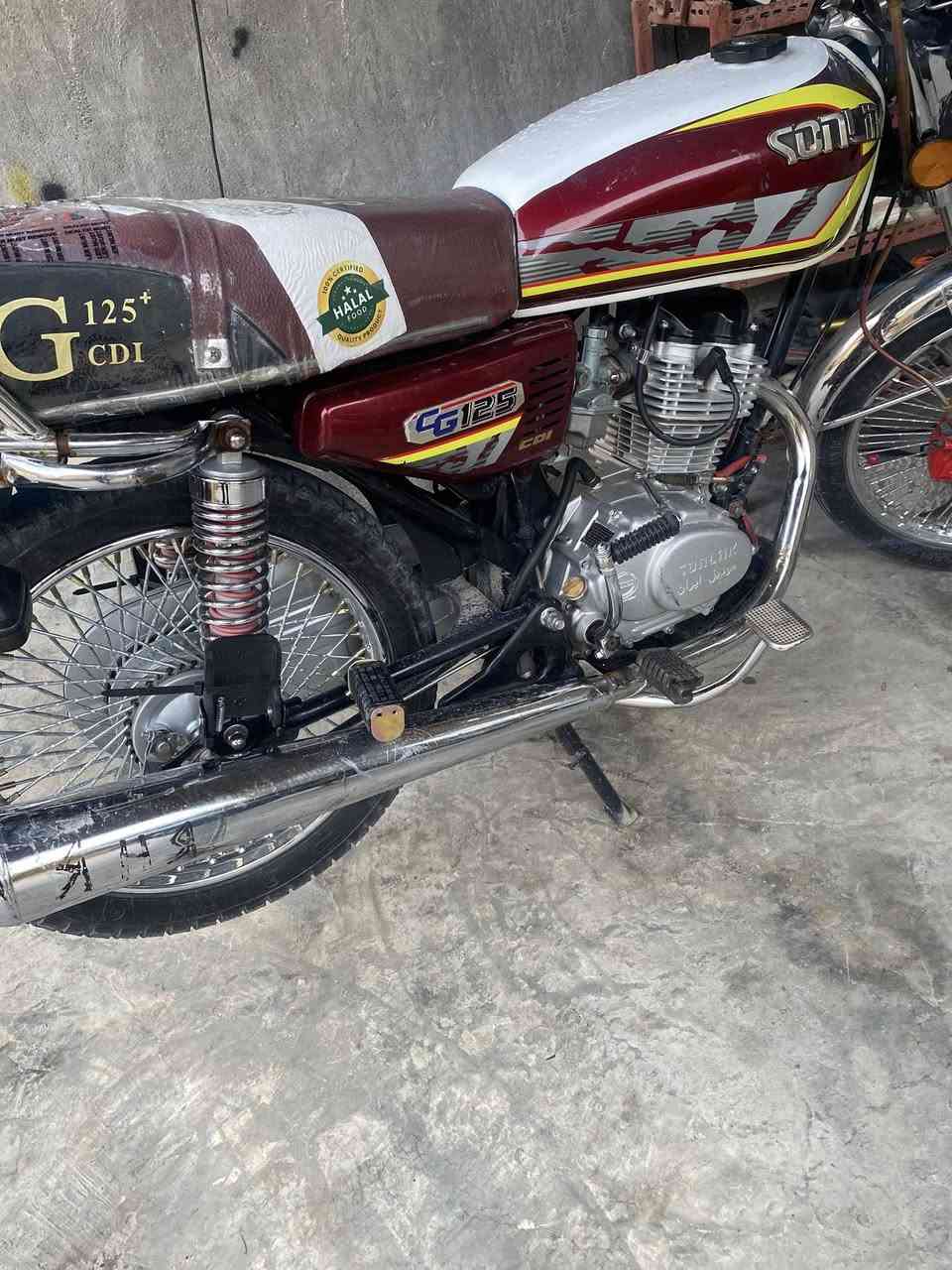 مر خصت الادمن سونك مديل 24 اسبانه ممضروب كلشي مملعوب بي سعر 550 بي مجال بصيط مكاني ديالى جلولاء ***********
