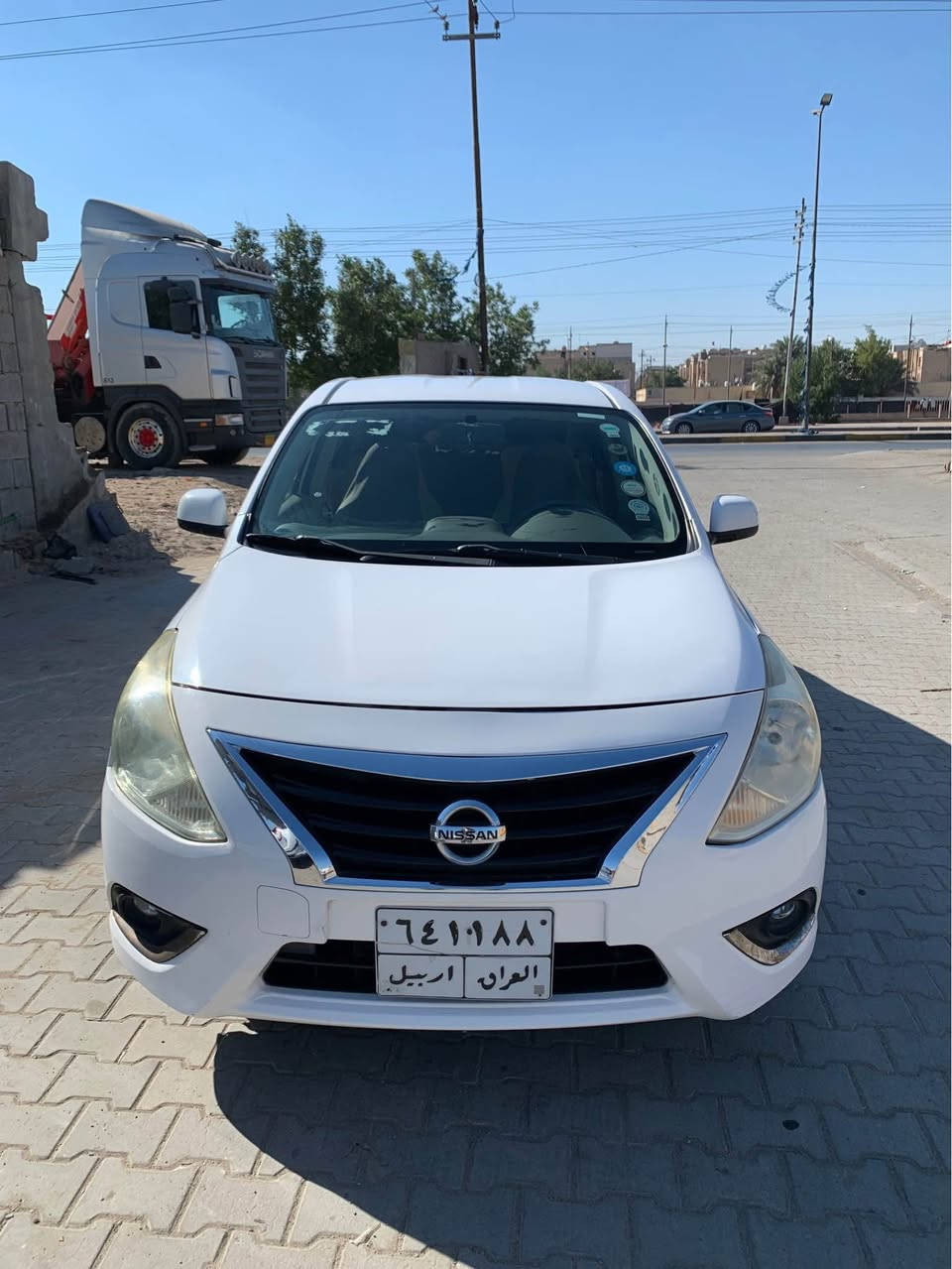 للبيع نيسان سني مديل 2020 رقم اربيل سنويه ما منتهيه بعد بيه - ماشيه 120 - تبريد حداديه تخم تاير كله مكفول - السياره بيه بارد شوي بالباب الخلفي عكس السايق وبيه جاملغ جهة اليمنه مبدل - مكاني البصره 
السعر 110 $ وبيه مجال 
الشراي يتصل - *********** البصرة, العراق
