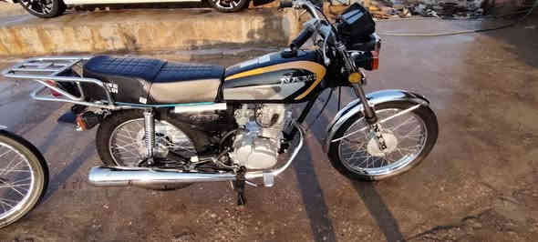 للبيع نامه  مديل 2025 اوراق 5 سكنر جديده ما عوزهه شي مال جناي للستفسار اكثر التصال على *********** مكاني كوت السعر 700 وبيهه مجال
