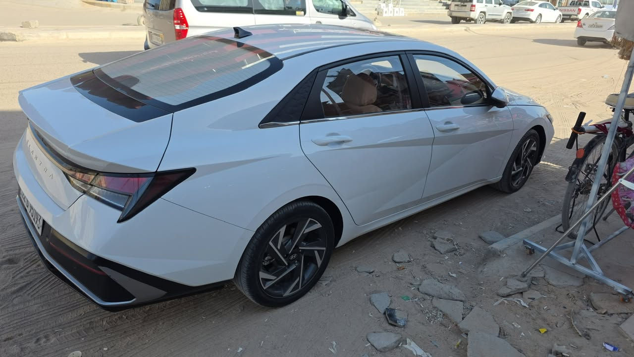 السلام عليكم 
النترا ٢٠٢٤ تجميع صيني 
محرك 1500 دبل نوزل 
كفاله عامة من كلشي وعلى الفحص مدوشمه جلد سياره بحالة الوكالة 
ماشيه ( ٣٥ الف ) 
فول مواصفات 
فتحة 
بصمة 
كامره خفليه 
حساسات اماميه خلفيه
سايدبريك دكمة 
مثبت سرعه 
تحديد مسار 
قطعتين تبريد 
شاشة ديجيتال 
سستم ايرباك 
داخل جلد اسود 
باقي مواصفات الالنترا معروفه
السعر 1٤٢$ وبيها مجال جداً جدابسيط 
مكاني البصره 
واتساب فقط 
***********
