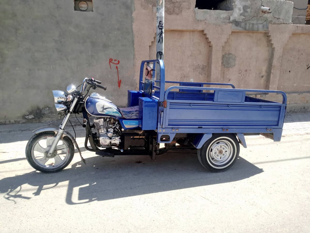 السلام عليكم ستوته للبيع موديل 22 مكينه 23 كهربائيات كله شغال دراجه خير من الله باسمي من الوكيل مكاني ديوانيه الاتصال على هذا الرقم ***********
