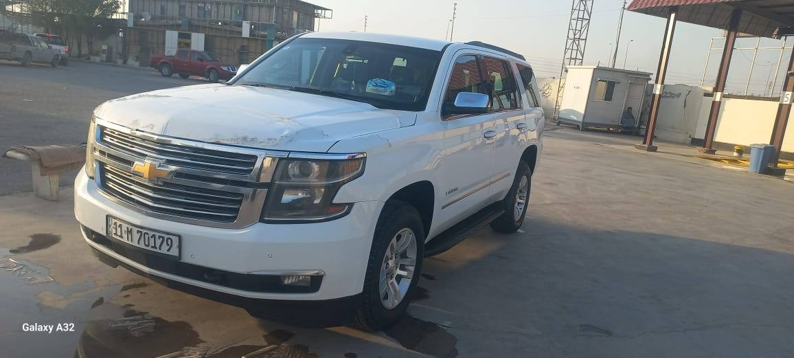 اللون ابيض بيها صبغ اثر شخوط بسمي

LT

السعر 350

***********
