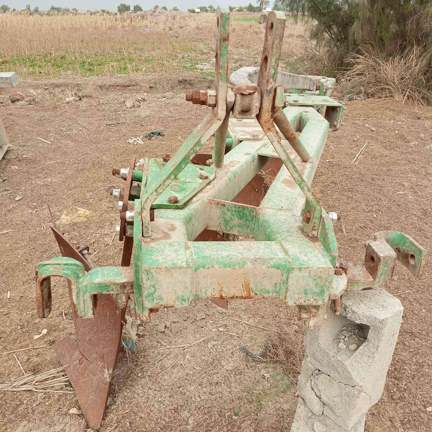 متوفر محاريث مختلفه الاحجام جديد ومستعمل وجميع الآليات الزراعيه
وقطع غيار الآليات كافه ..
طابعات ناثرات مرشات 
الدسكات وقطع غيار الفدان التركي ...
الصويره المعارض الزراعيه معرض أرض الرافدين الاتصال على الرقم ***********ابو عبدالله الدوغاني ***********

***********..وتساب
