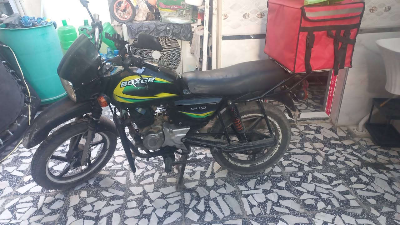 بوكسر موديل 2021
دراجه خير من الله مال شغل 

مكينه ناعمه 

مكان بغداد الزعفرانيه 

متواجد عل فيس 

*********** هذا رقم فقط واتساب
السعر 700او بيه مجال
