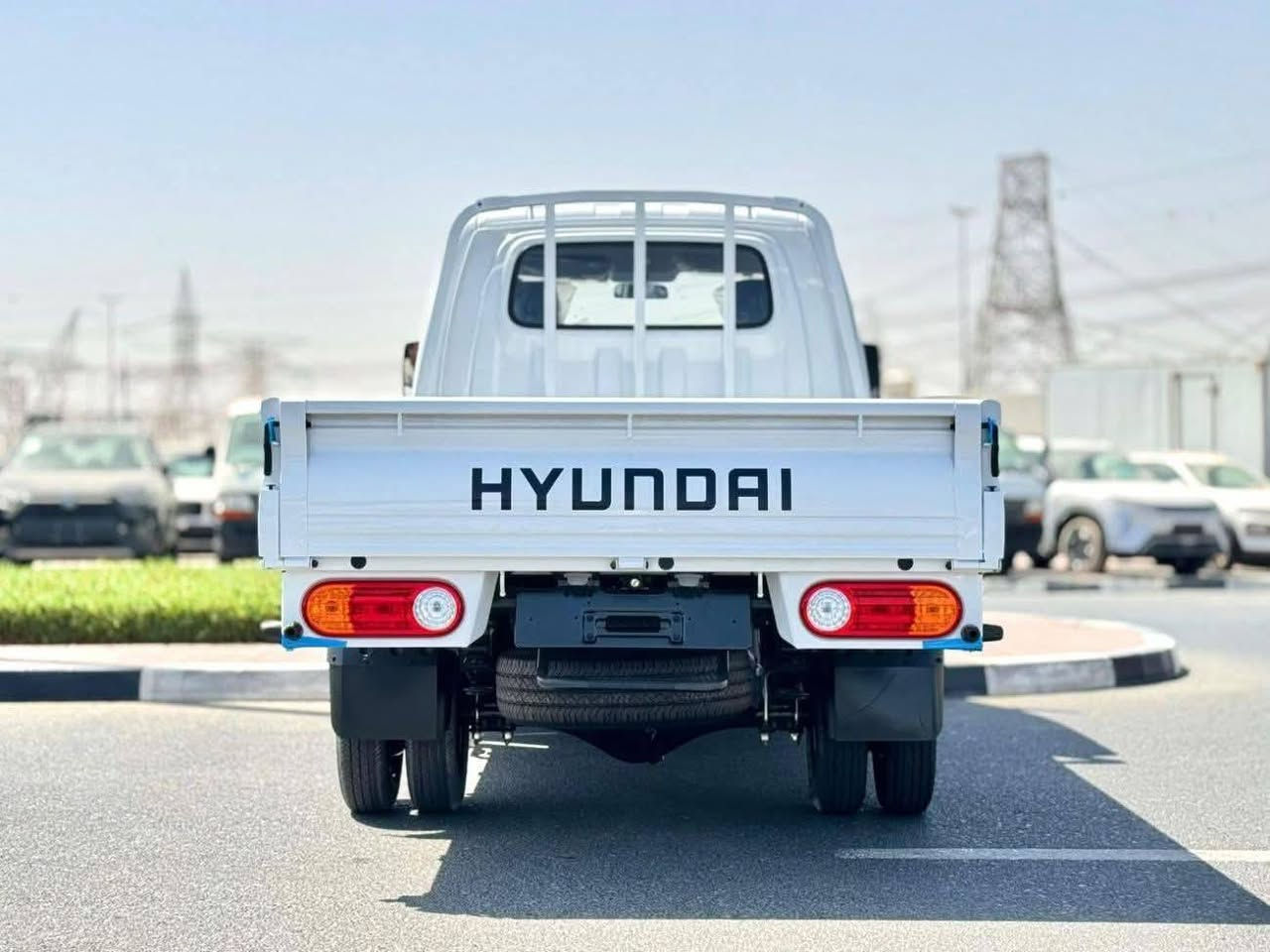 يعلن معرض المتوكل لتجارة السيارات عن وجود هونداي بورتر H100.

. موديل 2026.

. السيارات زيرووو كفالة عامة.

محرك 2600.

. وارد خليجي. 

. جام كهرباء.

. شاشة وكاميرا .

. الكمية كبيرة.

. الأسعاررر مناسبة.

للأستفسار الاتصال على الرقم *********** او زوروا موقعنا العباسية طريق سامراء تكريت.

الوكيل الحصري لي هونداي بورتر H100.

لسنا الوحيدين لكننا الأفضل.
