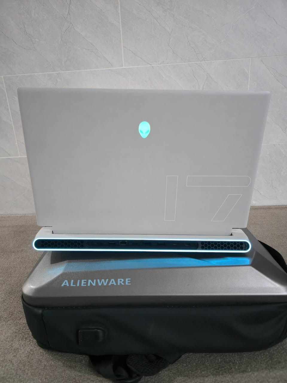 بسم الله الرحمن الرحيم
لابتوب كلش مرتب، إذا مو محتاجه حرام ينباع. سعره 1200$ وقابل شوية تفاوض.

لابتوب نظيف جداً ومستعمل استخدام قليل.

لاپتۆپێکی زۆر تایبەت لەبەر پێویستی نەبێ گوناحە بیفرۆشێت نرخی 1200$ کەمێ مامەڵە

لاپتۆپێکی زۆر پاک و کەم ئیش کردوە.

Dell alienware x17 r2

Core i9 12th gen

RTX 3070ti 8gb

Display 17 inch 480 hz

Ram 16gb 4800 ghz

Storage 1tb nvme


**إذا كنت صاحب هذا الإعلان وتريد حذفه لأي سبب، رجاءا أرسل رسالة إلى الدعم الفني**