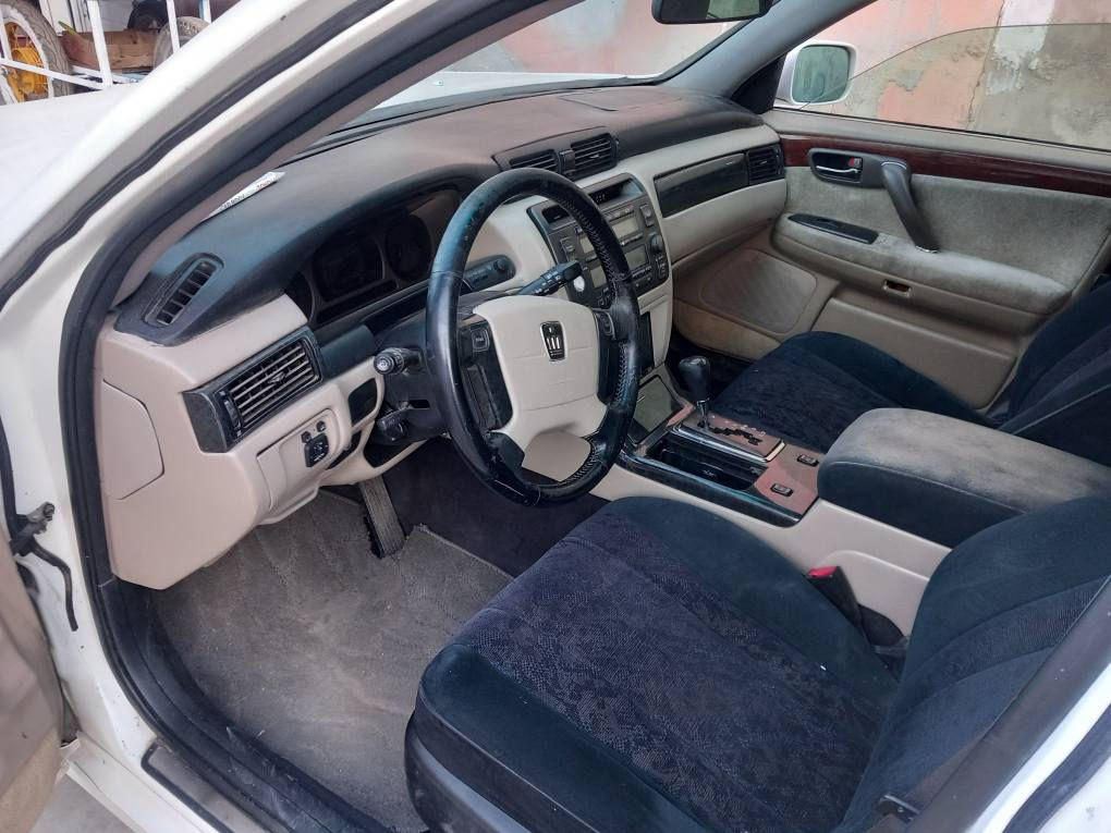 مەلیکە بۆفرۆشتن مۆدێل ۲۰۰۱ موسە ڕەنگ گۆڕاوی ئەوروپایە مواسەفەتی دوو دوگمەیە سلایت پێش عیون دوای عادی چواجام ئۆتۆ  نرخی ٤۰ گەڵایە پارەی بڕاوەیەکە لەسلێمانیم ٠٤٥٦ ١٠٦ ٠٧٧٢ السليمانية, العراق
