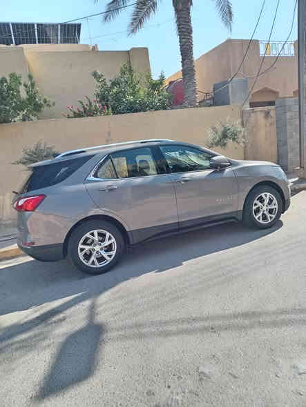 السلام عليكم للبيع شوفر كوينكس موديل٢٠١٩ خليجي شركه المنصور فول مواصفات  مكينه ١٥٠٠ تيربو رقم بغداد باسمي ماشيه ٩٩الف كيلو السعر المطلوب١٦٠ هاتف ***********
