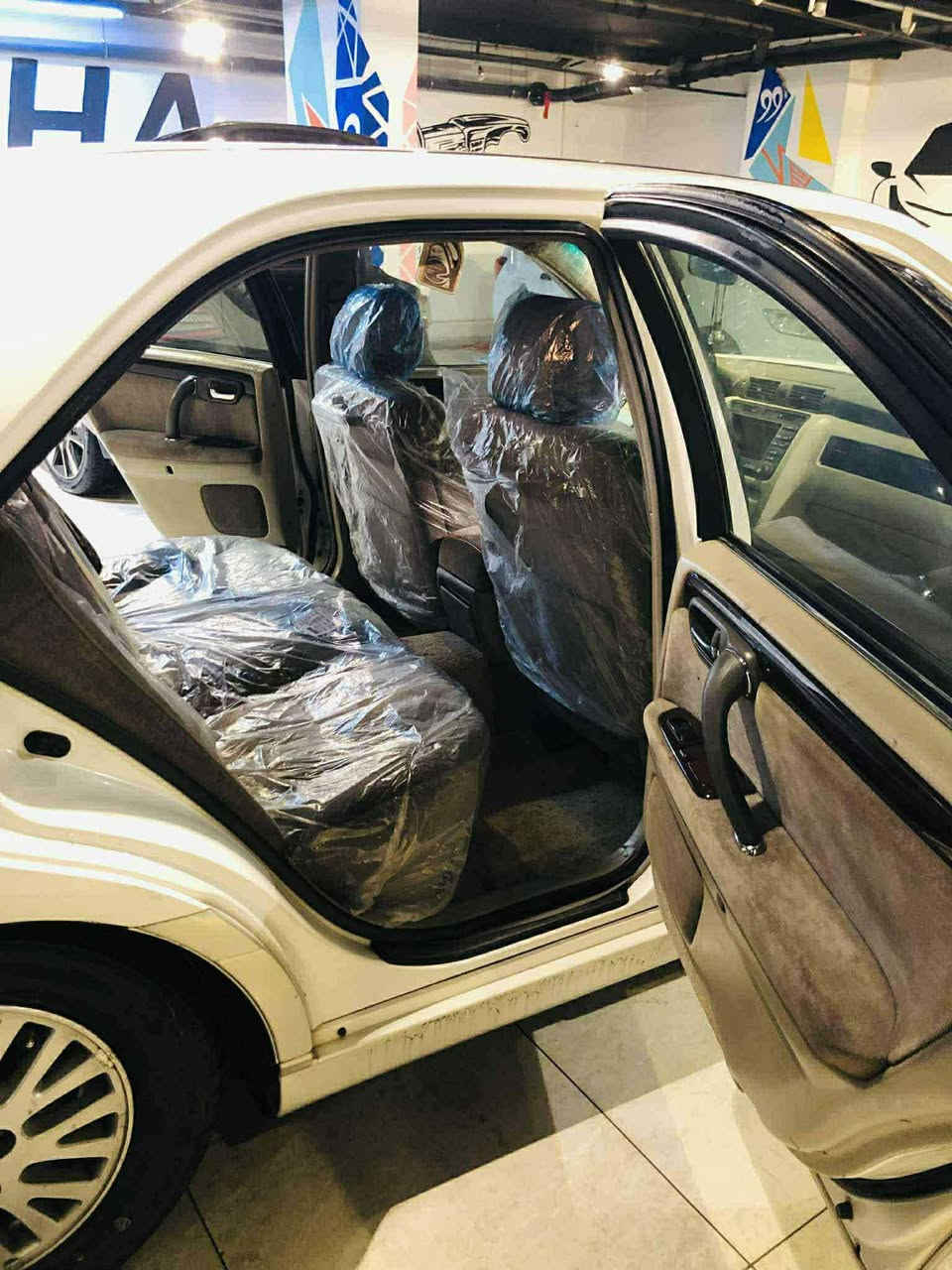 ادمين ❤️
سلاؤ مةليكة براؤة برااؤة مؤديل 2002 D4 كةؤرة دؤ دؤكمة دؤ كؤشن كاربا شؤين سليماني بؤ نرخ جات يان تلفؤن بةكة ، *********** 
سؤكان ليكزز 130 هةزار رؤشتؤة بةشت كريستال بةيش عادي بةي دعم بةي ليدراؤ ناؤ زةرد سةرؤ ژةير نةجف بةريكي بةسراؤة رةؤني تازة كؤراؤة بةيش وبةشت كةبس كةيري مةكيني بةشرت سياركة سةقفي شؤشةي سارد كةرم بةشرت شاشة ئيش ئكات  شؤين سليماني ،
