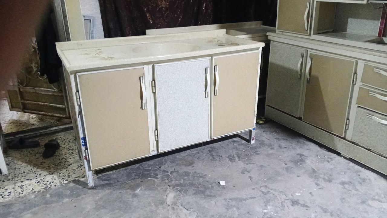 مترتين ونص مبطن تفصال ومرمر سنك مترا ونص مرمر مبطن ***********
