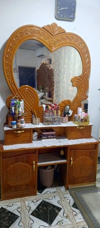 غرفة خشب عراقي • استخدام ٤ أشهر • البصره الزبير