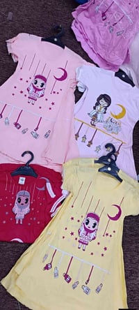 ملابس بنات • قياس ٧ سنوات • قطعتين