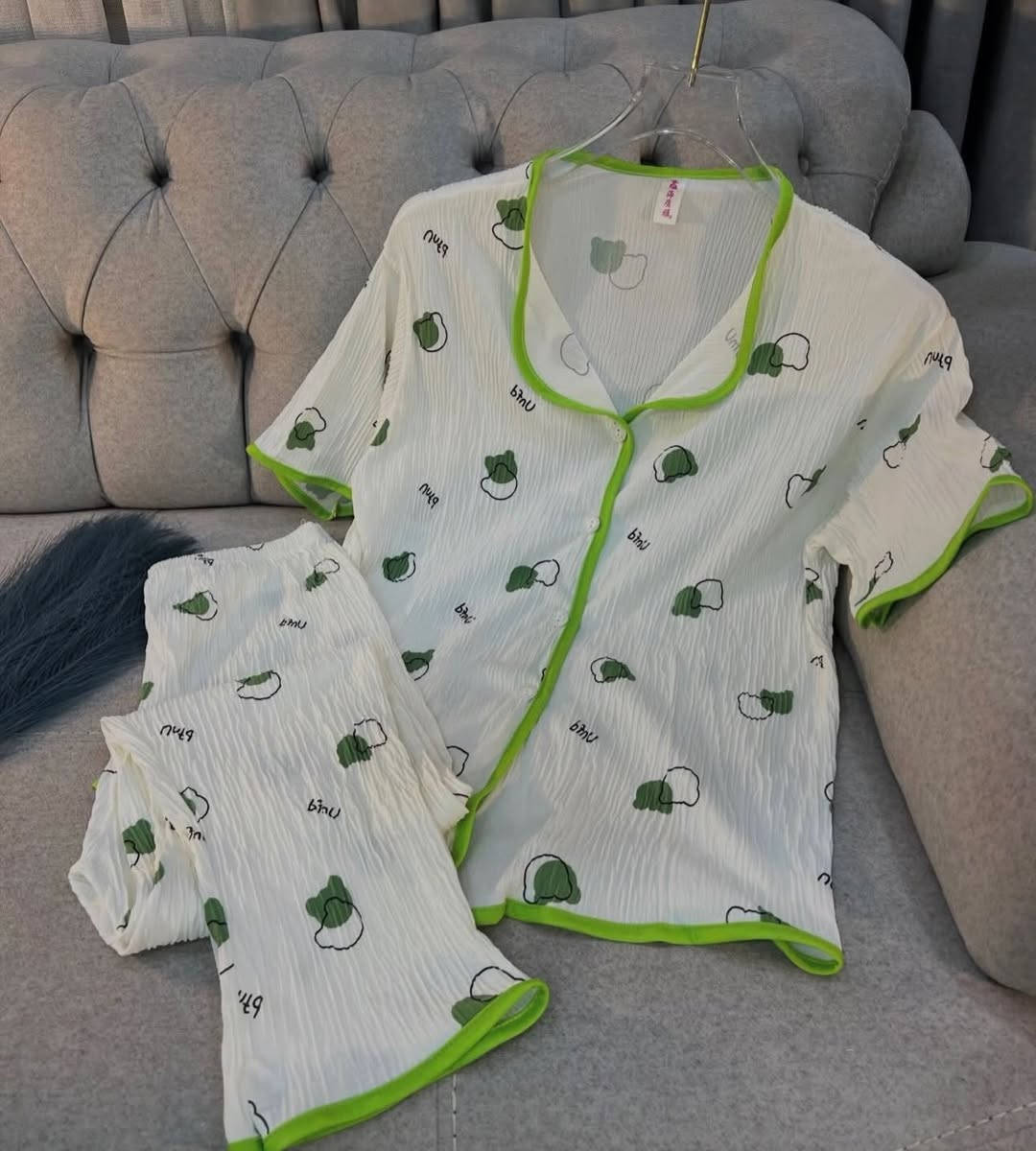 #باله الشموخ 🎀
✨تراكات العيد وصلت 2026   
✨افخم القطع /قماش فانيله  إيطالي  🤍
✨قطع جديده 👍🥺🎀
✨السعر ب٨                                                                                                  
✨متوفر جميع القياسات.               —————————————————       
‌‎توصيل بابل مركز 3,000
اقضيه نواحي 4,000
‌توصيل لجميع المحافظات 5,000
‎العنوان :بابل - حله مركز 
‎للطلب والأستفسار يرجى ارسال رسالة على الخاص

ا


**إذا كنت صاحب هذا الإعلان وتريد حذفه لأي سبب، رجاءا أرسل رسالة إلى الدعم الفني**