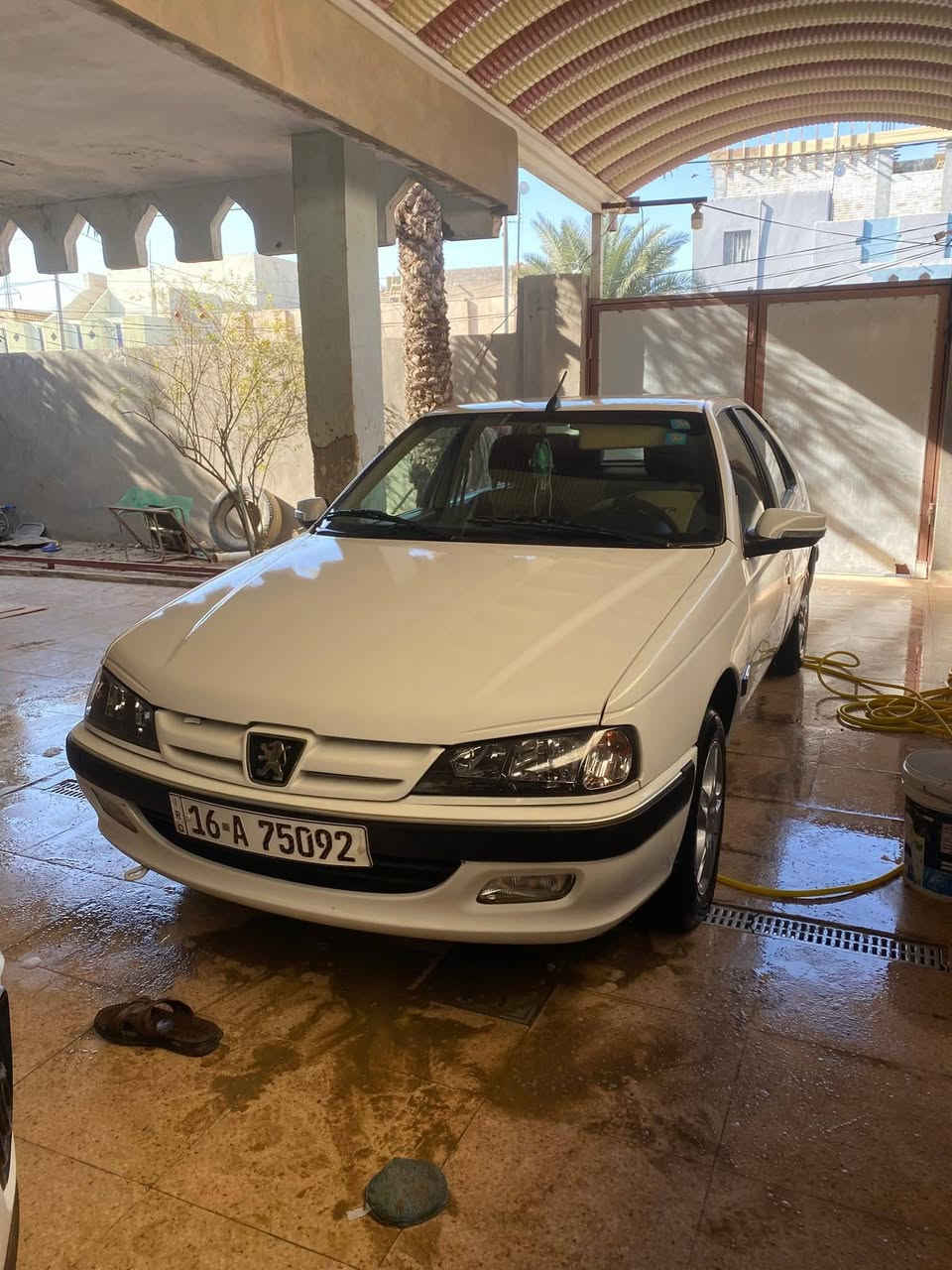 سلام عليكم بيجو بارص موديل 2024 كفاله ماعده تبديل باب شركه وشبر صبغ والباقي كفاله مكينه كير شاصي لغد تكم كفاله مكينه 1800 مواصفات شاشه وكامره وحساسات وتحكم جهتين ستيرن  والمري شفط مابيه نقص ماشيه 27 الف حقيقي السياره للبيع والمراوس الاتصال على الرقم ***********
