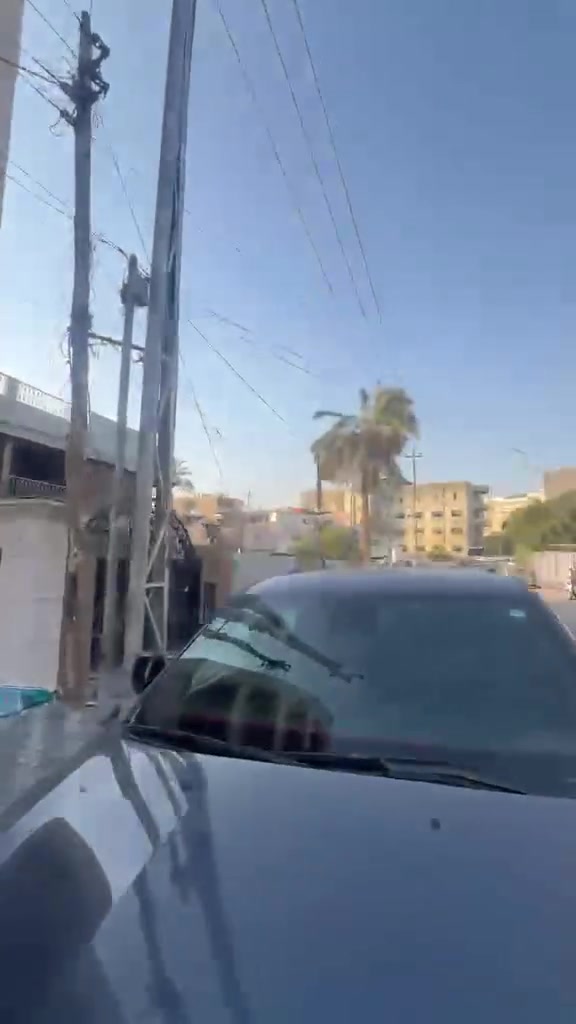 🏢 عمارة استثمارية مميزة للبيع – الكرادة داخل
📍 الموقع: الكرادة داخل – قرب سيد إدريس – مقابل مستشفى الجنين.
✨ مواصفات العقار: ▪️ المساحة: 320 م² ▪️ الواجهة: 10 م ▪️ البناء: 2025 ▪️ إكساء فاخر بالكامل من المرمر والبورسلين
🏠 تفاصيل العمارة: ✅ 5 طوابق ✅ 10 شقق سكنية ✅ محلان تجاريان
📐 مساحة كل شقة: 140 م² وتتكون من: • غرفتي نوم • صالة • مطبخ • حمام
💰 السعر المطلوب: 2,250,000 دولار أمريكي
فرصة مناسبة للاستثمار وتحقيق عائد من الوحدات السكنية والمحلات التجارية، في أحد أكثر المواقع حيوية في الكرادة.
📞 للتواصل والاستفسار: ***********
