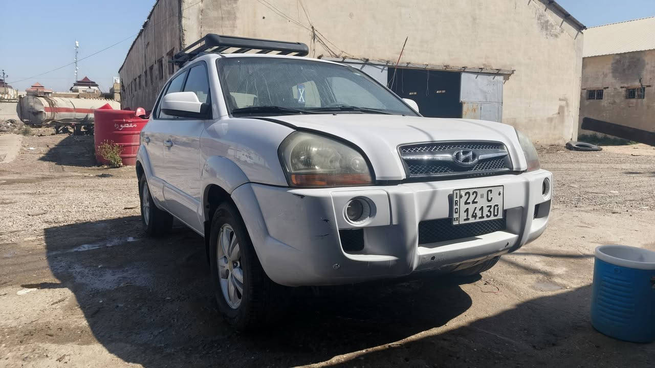 السلام عليكم
توسان 2009 سياره جديدة حلوه ما نقصة برغي تخم تاير حداديدة امامي خلفية باتري جديد سلاية روف فور ويل مكينة v6 كير ومكينة بشرط سيارة مكفولة سعرها 123$ وبيها مجال بصيط الاتصال ***********
