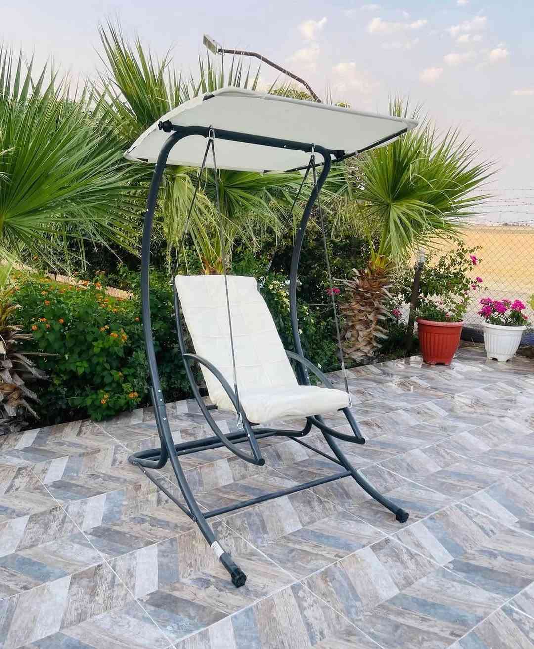 ✨
مرجوحة نفر بتصميم عصري وجودة عالية، تضيف لمسة فخامة إلى منزلك أو حديقتك. 🌿🤍
استمتع بلحظات من الهدوء والاسترخاء مع أقصى درجات الراحة
    170 الف. متوفر خدمه توصيل داخل بغداد 10 خارج بغداد 20 
 للحجز والاستفسار مراسله واتساب ***********
