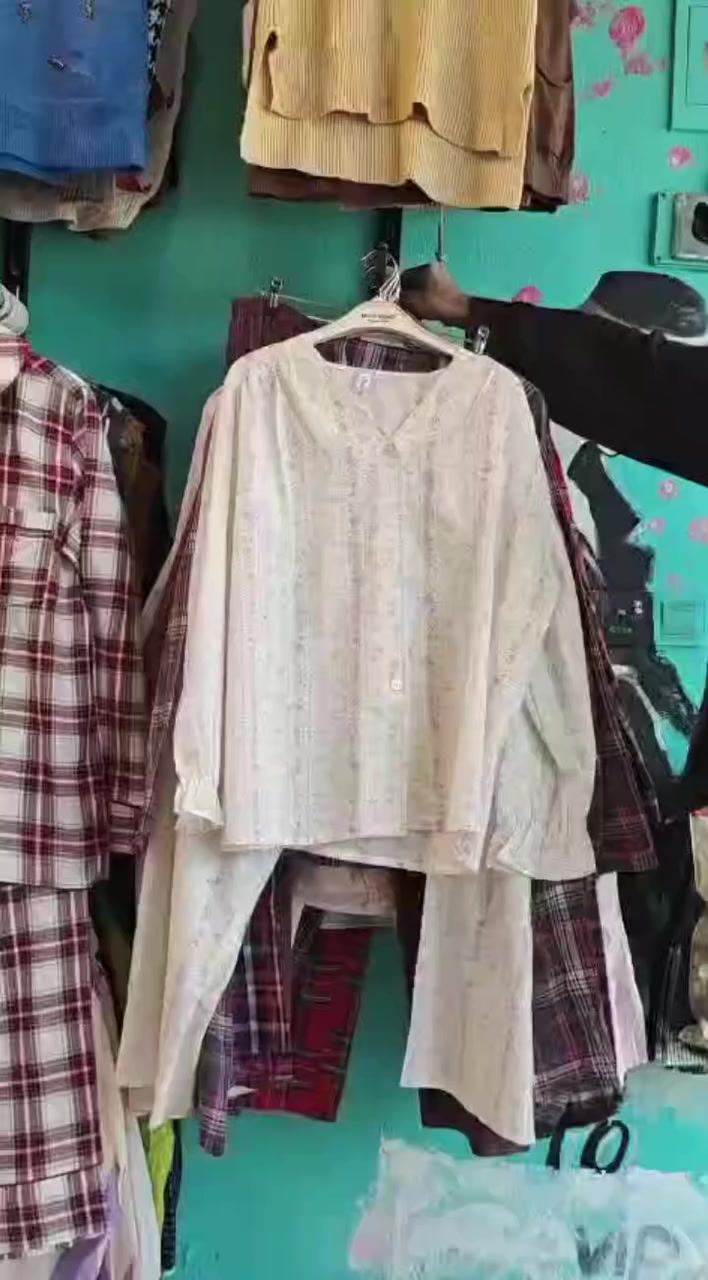 جلی خەو مەی کڕن بە 10و 15وەرن بی کڕن تەنها7هەزار و دوو دانەش 10هەزار زوو سەردان کەن گلەی مەکەن  گەیاندن بەردەستە

کەلار فرمانبەران جادەی پشت مەحەدەکە تەنیشت بۆیاخ ماڵی


**إذا كنت صاحب هذا الإعلان وتريد حذفه لأي سبب، رجاءا أرسل رسالة إلى الدعم الفني**