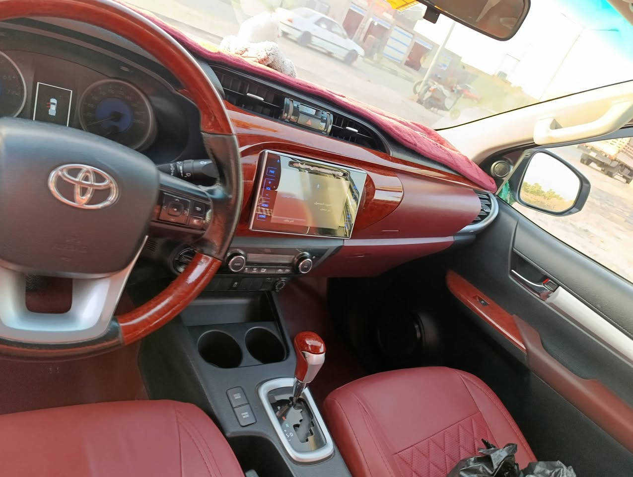 ....السلام عليكم
بيع فقط بيكم هايلوكس موديل 17
مكفول من الضرب لا تبديل لا صبغ 
كير محرك تبريد مكينه كفاله عامه 
تخم تاير شواصي مكفولات بلادي 
دواخل نظيفه سياره حلو معنا الكمله بل عافيه ياخذها 
رقم نجف بسمي نكليزي سنويا جديد تنتهي ٢٠٣١ تحويل ثاني 
سعار سياره270$بيها  مجال شي بسيط 
العنوان نجف مشخاب  نتصل وتدلل 
***********
