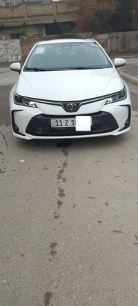 كورولا هايبرد 2025 الشكل الخليجي فول ماشية 9500 كم مكفولة من الضربة وا...