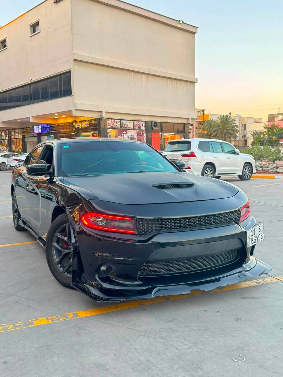السلام عليكم جارجر 2020 رقم بغداد جديد اب اسمي موصفات السيارة sxt فتحه كشنات جلد تدفئه وتبريد حساسات خلفيه  ماشيه 110 الف استخدام شخصي مواصله خط هذا حادث السيارة كدمكم تحويل ثاني يومه السعر ١٩٠ وبيها شي بسيط  للبيع فقط بدون مراوس 
مكاني بغداد الكرخ العامريه 
***********
