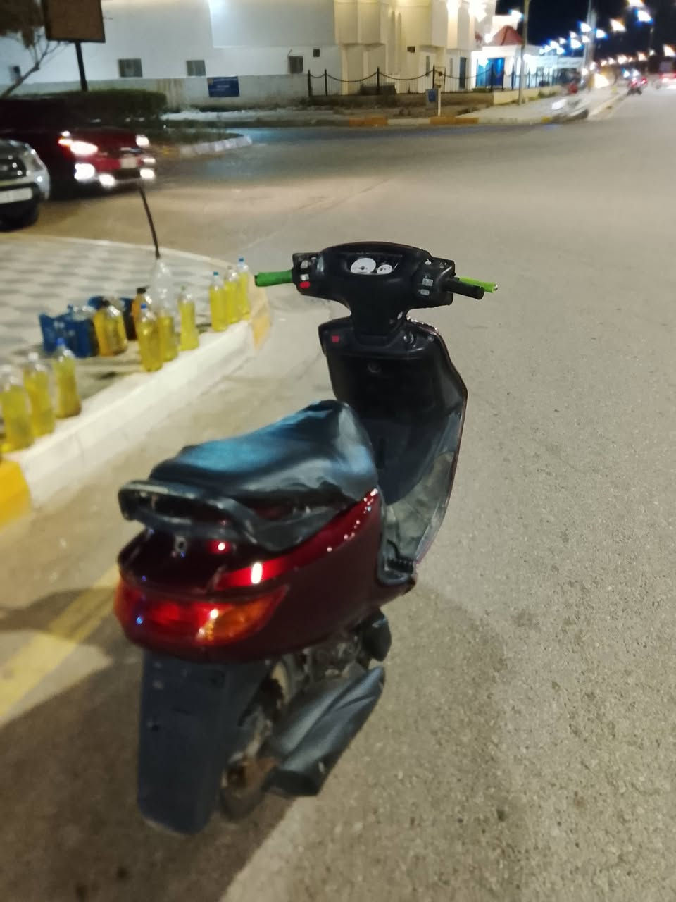 سلام عليكم دراجه فراشه فورتي البيع فول نضافه تخم تاير جديد دبلت جديد  دراجه خير من الله مكاني بعقوبة التحرير سعر 325تصل على رقم ***********
