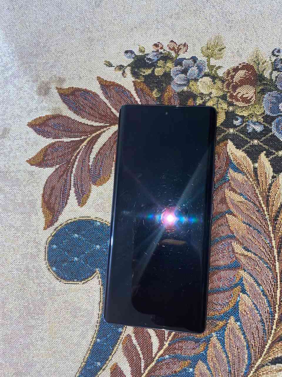 مبايل البيج تكنو كامون 40برو نضافة 100% ذاكرة 256 استخدام شهر سعر 225الف  ***********6 بي مجال
