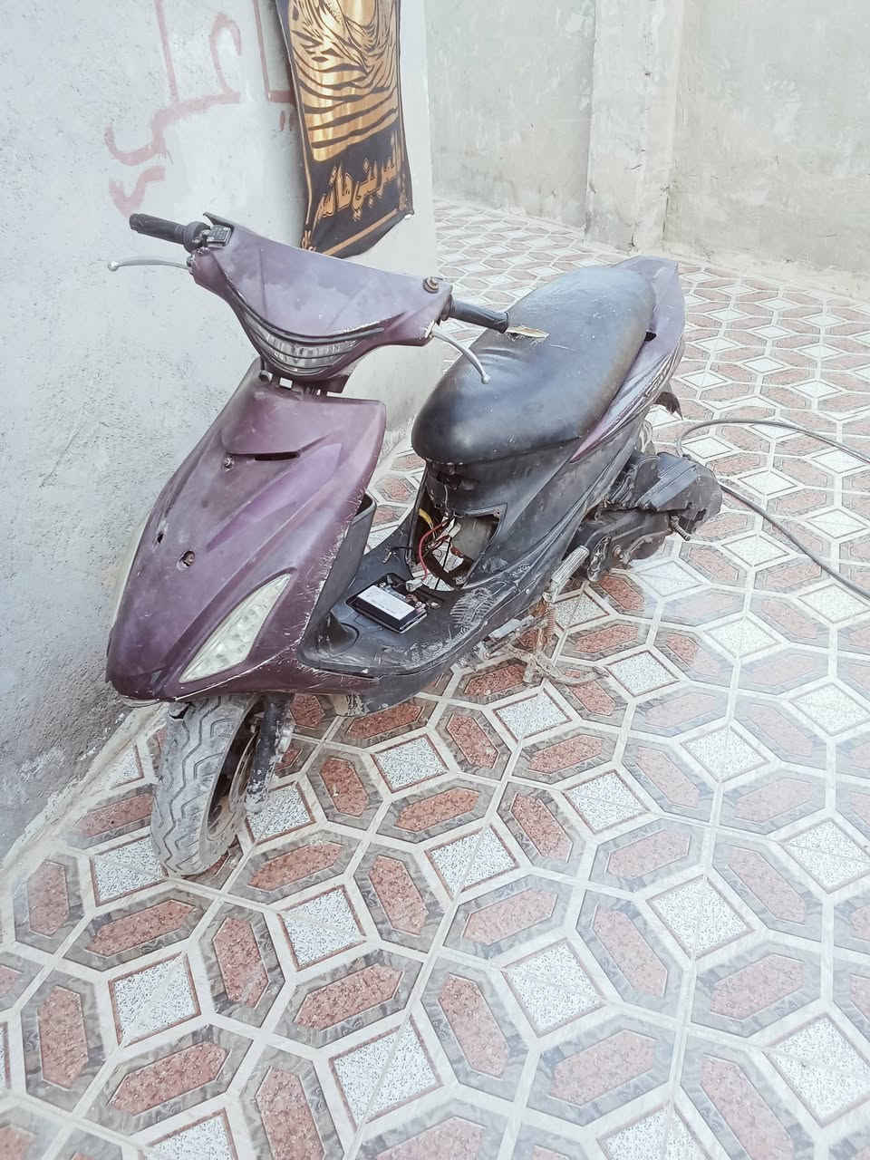 سلام عليكم دراجه درس للبيع  بس سلف عطلان لسعر 275 وبيه مجال ***********
