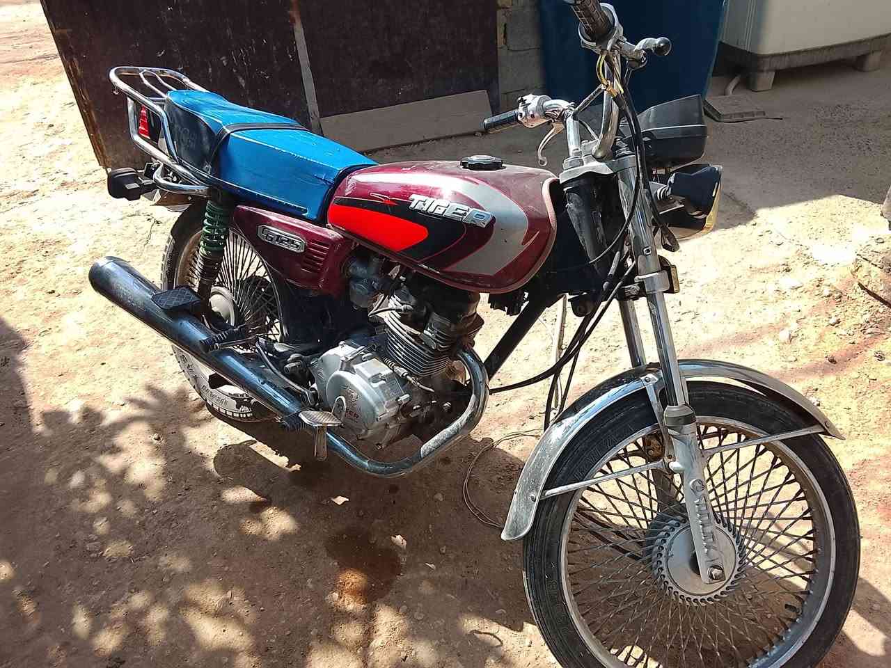 تايكر 20
اوراق كامله 
مكاني بابل سده الهنديه 
سعر 350وبيه مجال
***********
