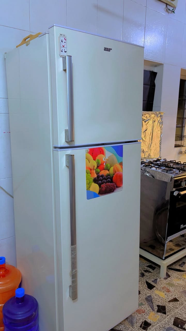 السلام عليكم
طباخ وثلاجه للبيع ثلاجه حجمها 27 قدم  جديده مصارلها هواي استعمال قليل جدا
الطباخ اربع مشاعل مصري فرن فوك وجوه قوي شغال مابي اي شي
سعرهن ثنينهم 300 الف
عنوان بغداد الزعفرانيه للتواصل ع رقم
***********
