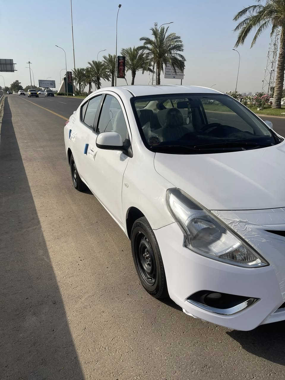 نيسان سني ٢٠١٩ هندي بليته زركة
ماشيه ١٣٢ الف 
السياره بدون بارد بدون صبغ مكفولة فقط رصعه بالباب جهة السايق ممسويها كاميرا حساسات خلفية وشاشة شادلها
بلكات نوزلات فيتم جديدات كلهن شادهن يم طلال 
صيانة منظومة التبريد صيانة لدهن الكير
السيارة على ايدي كل ست اشهر اسويلها صيانة كاملة
السيارة ما بيها اي نقص السعر ١٠٥ وبيها مجال
مكان السيارة بغداد 
***********
