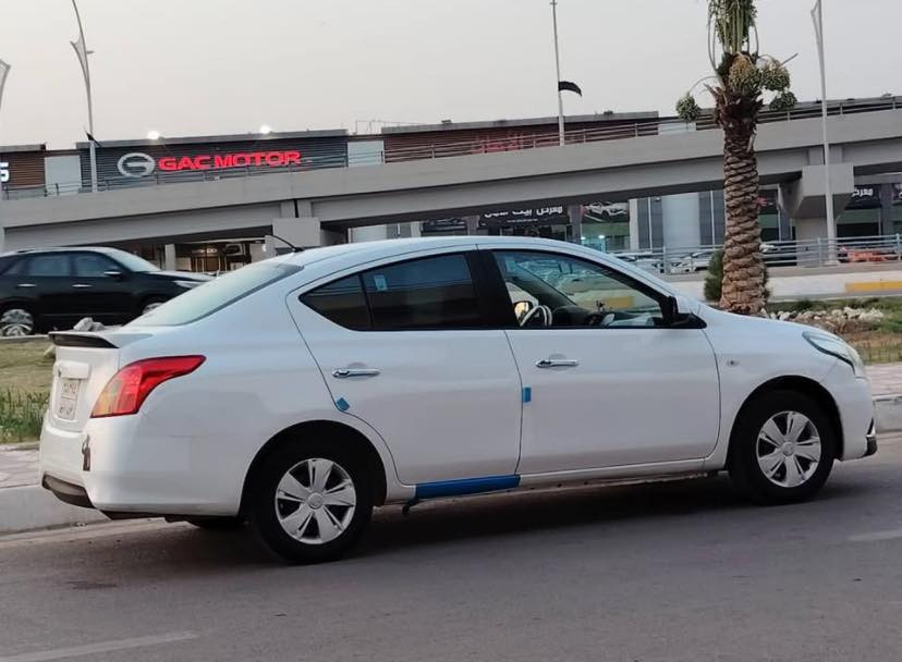 نيسان صني خليجي
سياره موديل 2020 بليته ازرق هندي مو مصري رقم اربيل  سياره حلوه نظيف مال بيت
سياره ماشي 86 الف
سياره مكفول من حالوب وفتح تبديل  فقط بي تعديل بسيط وشبره صبغ بخ سونار موجود 
سيرفس كامل امسوي حددها ١٠٠ بل ١٠٠ 
موصفات معروف
تحكم استيرن جه
داخل اصفر
يدات نيكل
عطاره نيكل
بلاجكتور
شاشه 
اوكس
بلوتوث
مرايه جانبي كهرباء
جامه امامي كهرباء
دبل كيج
سنويه ( 2030 )وهزه    جــــديد ˓
مكان السيارة / كركوك 

سعر  /  112$ وبي مجال 
مكان سياره كركوك 
سياره بيها كوبون مال بنزين
رقم تلفون {***********}
