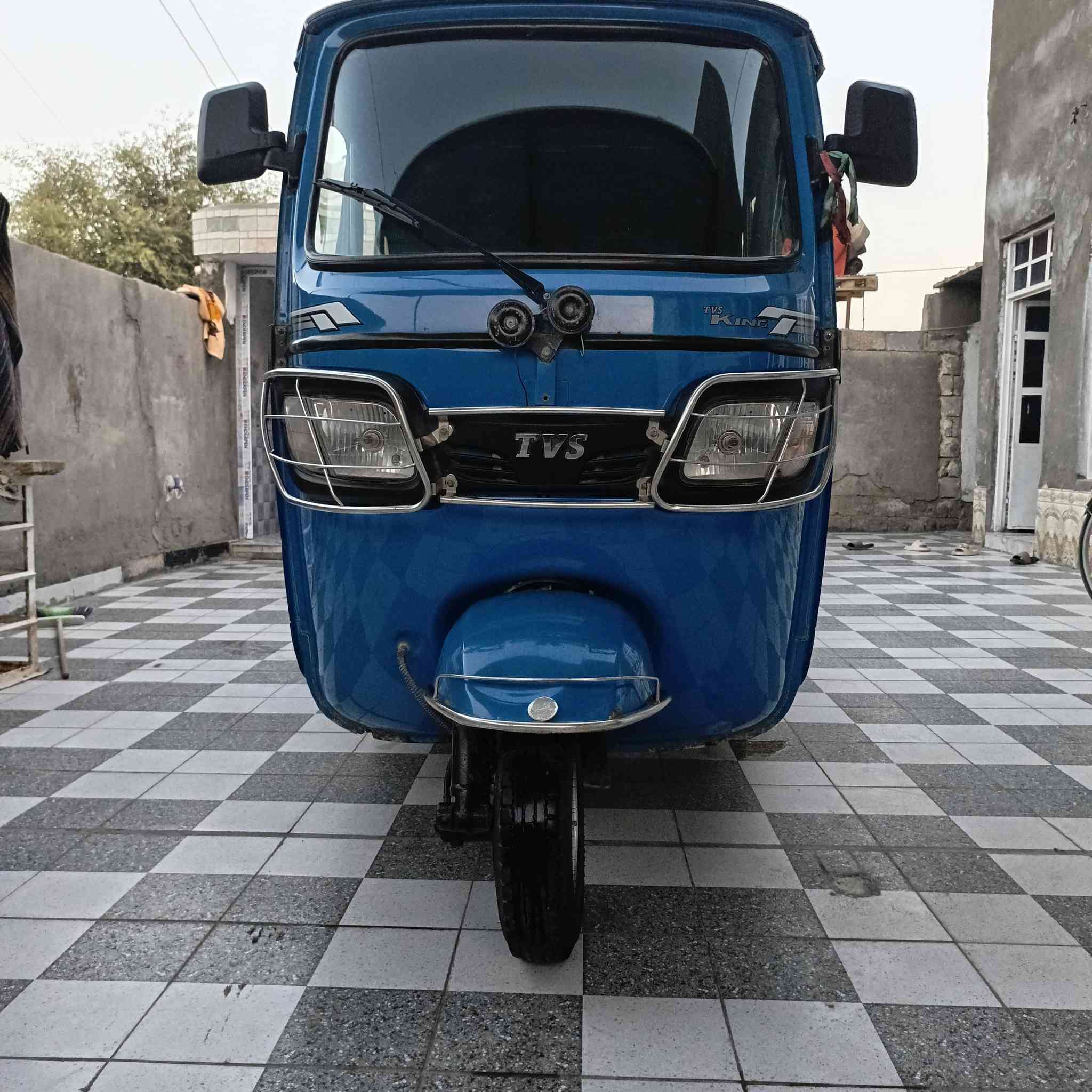 السلام عليكم تكتك للبيع موديل 22 26شهرال5 كفاله عامه رقم وسنويه
العنوان بابل القاسم ***********
