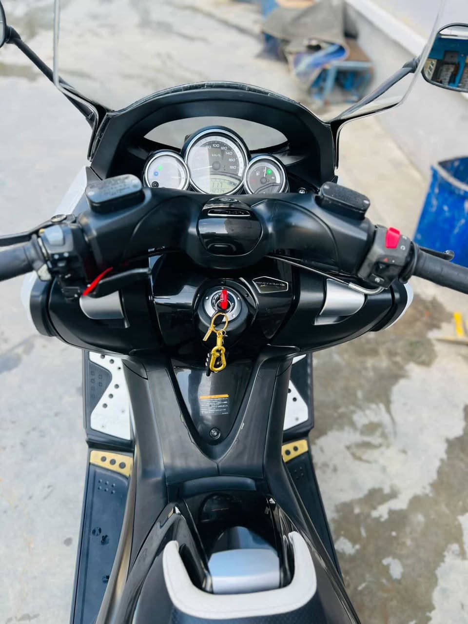 2011Tmax whitemax تيماكس ١١ على وضع الشركه كلها بلاد بدون حادث وارد ياباني ٠٨٧٥٥٥٤٢٠٠١


**إذا كنت صاحب هذا الإعلان وتريد حذفه لأي سبب، رجاءا أرسل رسالة إلى الدعم الفني**