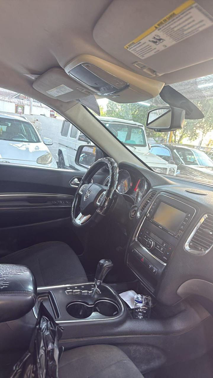 سلام عليكم 
دورنكو موديل 2013  
السياره جاهزه 
مراوس حسب القناعه 
رقم جديد 
هزه جديده 
ابيع حزام بدون دواخل 
مكاني بغداد حي اور 
مراوس فقط حسب القناعة 
***********
