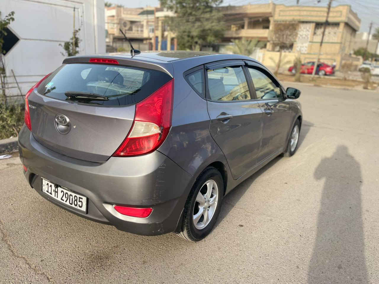 سلام عليكم
اكسنت وارد أمريكي هاج باك 2017

لوحات انكليزي بسمي  تحويل ثاني يوم  

ويل كاب

بصمه

شاشه 

تخم تاير 

نوافذ كهربائي 4

بجم كبس على 

وضع الشركه 

كير ايتي المرغوب 

مكينه 1600

سياره بيه باب صبغ

بدون

 ايرباك 

بدون دواخل 

سياره مرفق السونار السياره 
السعر 98

***********

مكان بغداد الكراده ساحه الواثق
