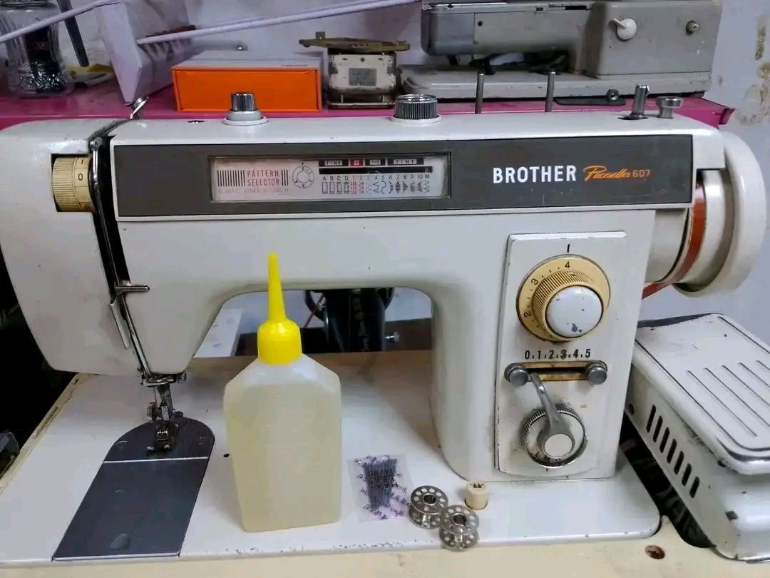 مكاين برذر مال موسسه نظيفه اخت الجديده مع الجنطه 200.الف خياط عدل وزكزاك وتطريز ودكمه وبيت دكمه واوفر وهواي نقشات بيها للحجز خاص متوفر توصيل كل محافظات العراق


**إذا كنت صاحب هذا الإعلان وتريد حذفه لأي سبب، رجاءا أرسل رسالة إلى الدعم الفني**